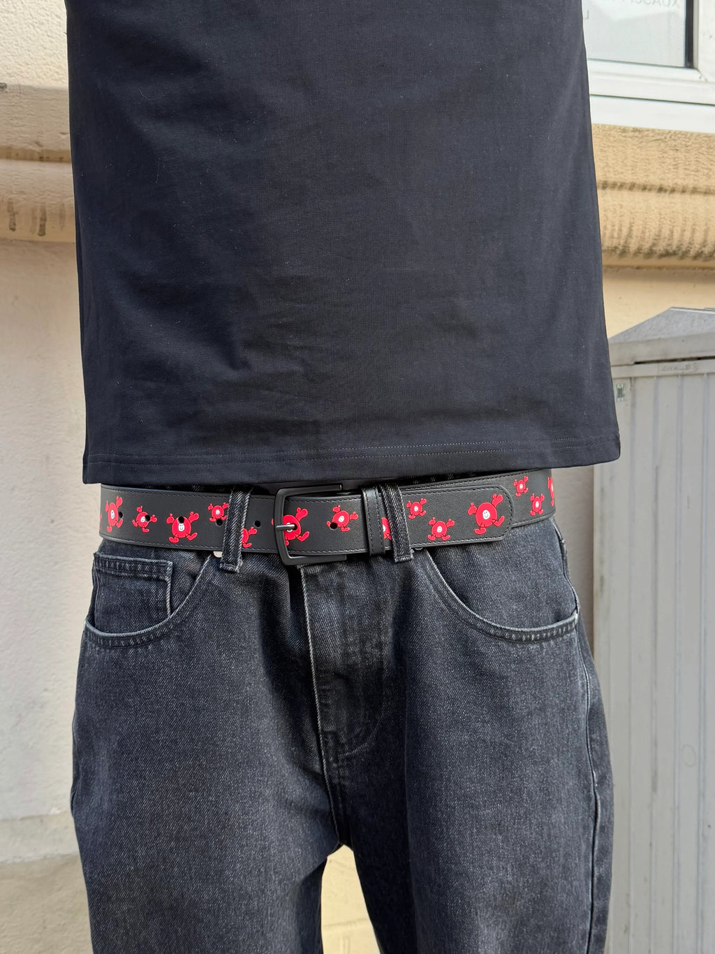 NEVER BEEN Red Logo Belt