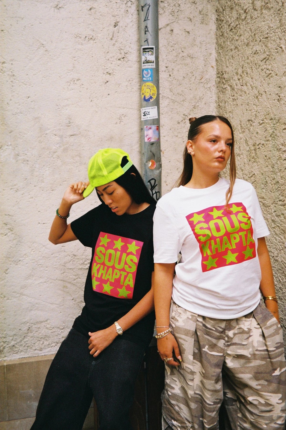 SOUSKHAPTA Pink Star T-Shirt Black