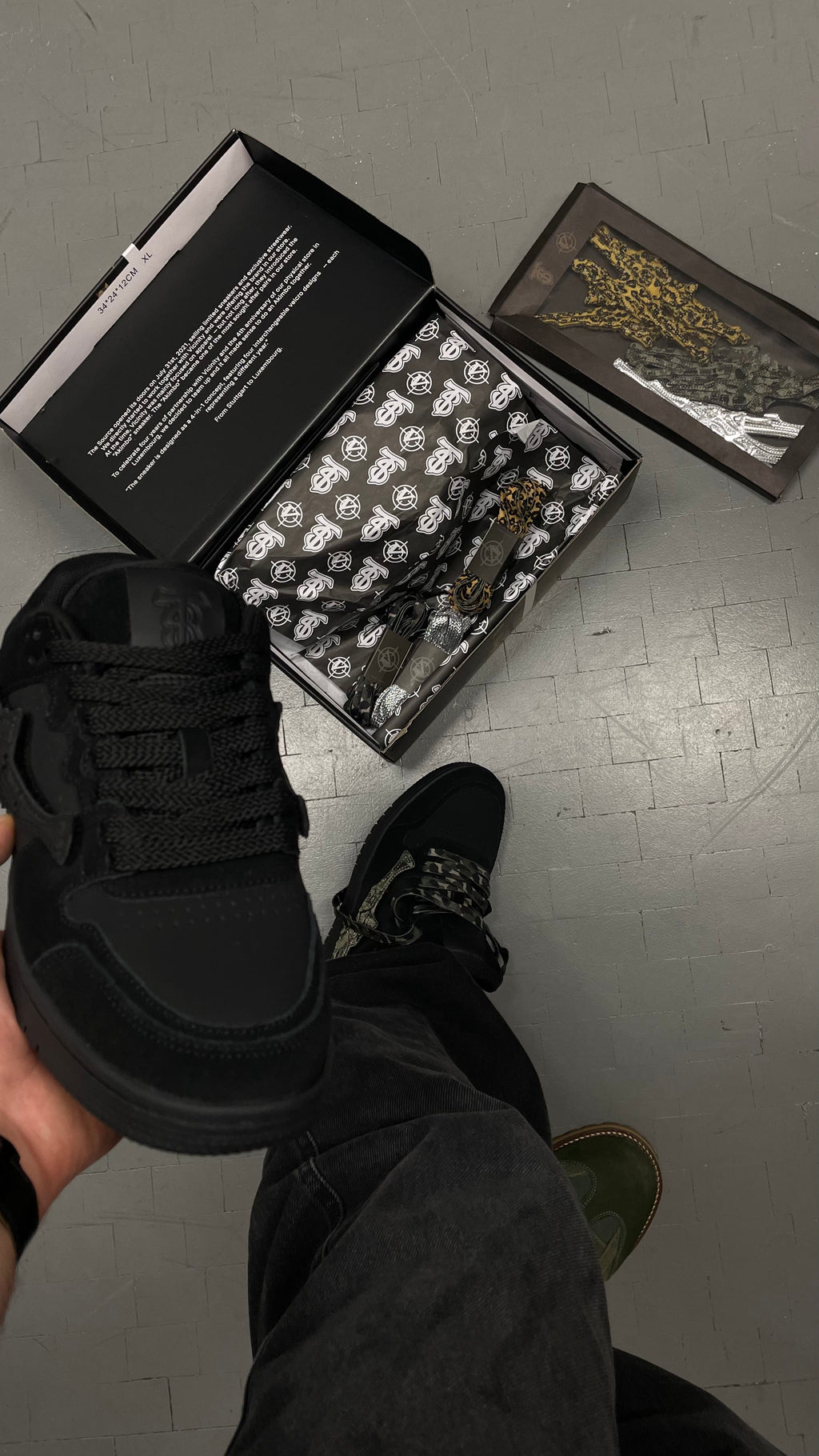 THE SOURCE x VICINITY Akimbo Lows 4th Anniversary Pack