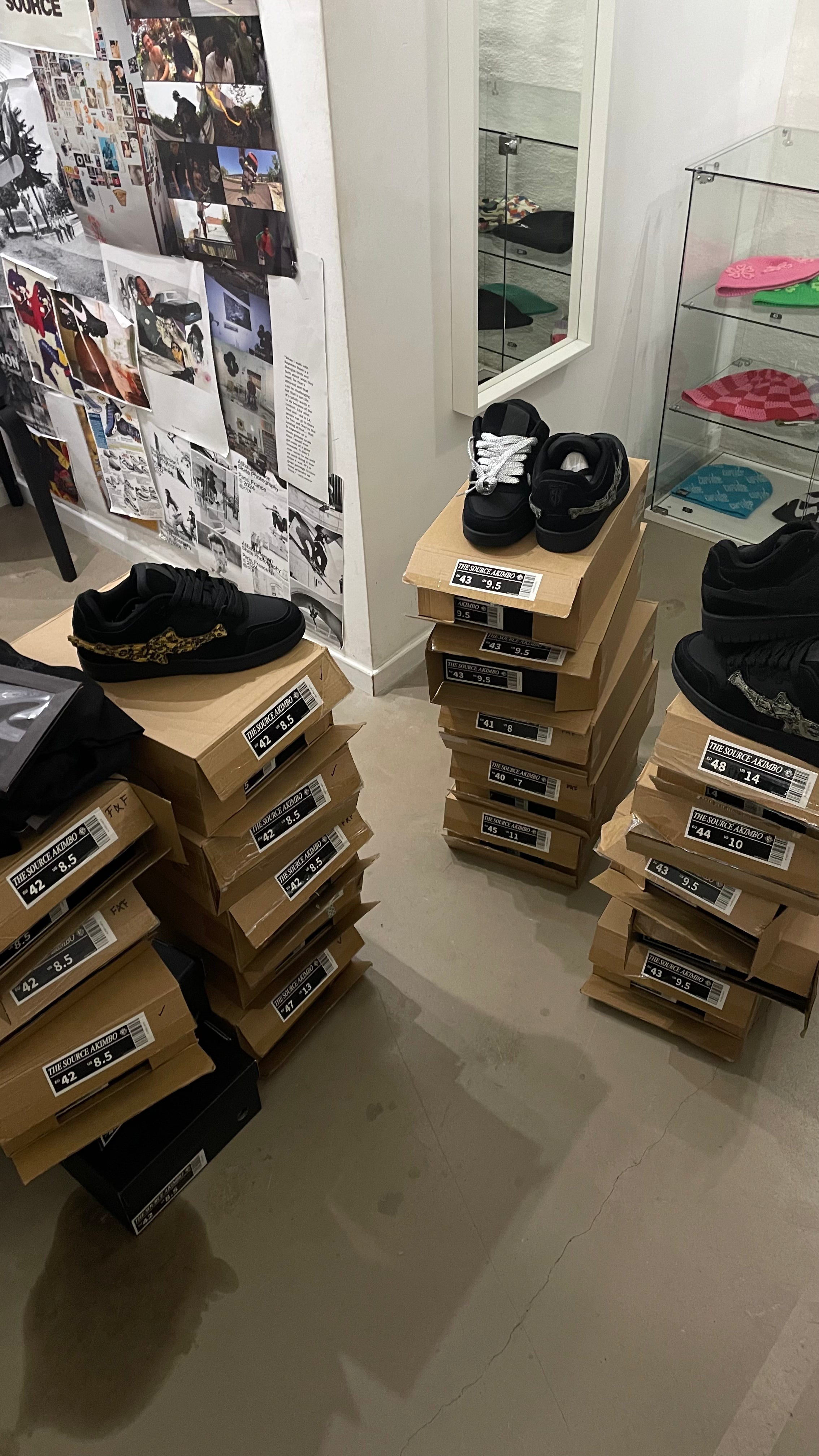 THE SOURCE x VICINITY Akimbo Lows 4th Anniversary Pack