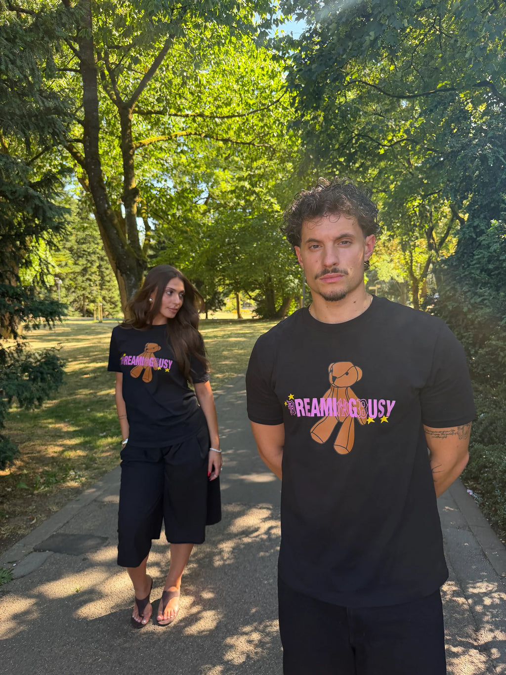 DREAMINGBUSY Teddy T-Shirt Black