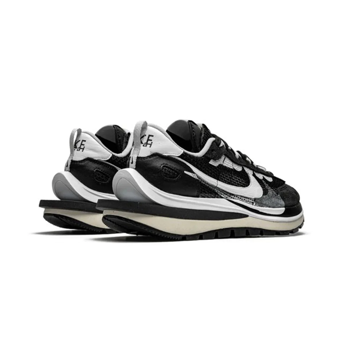 Nike Vaporwaffle Sacai Black White