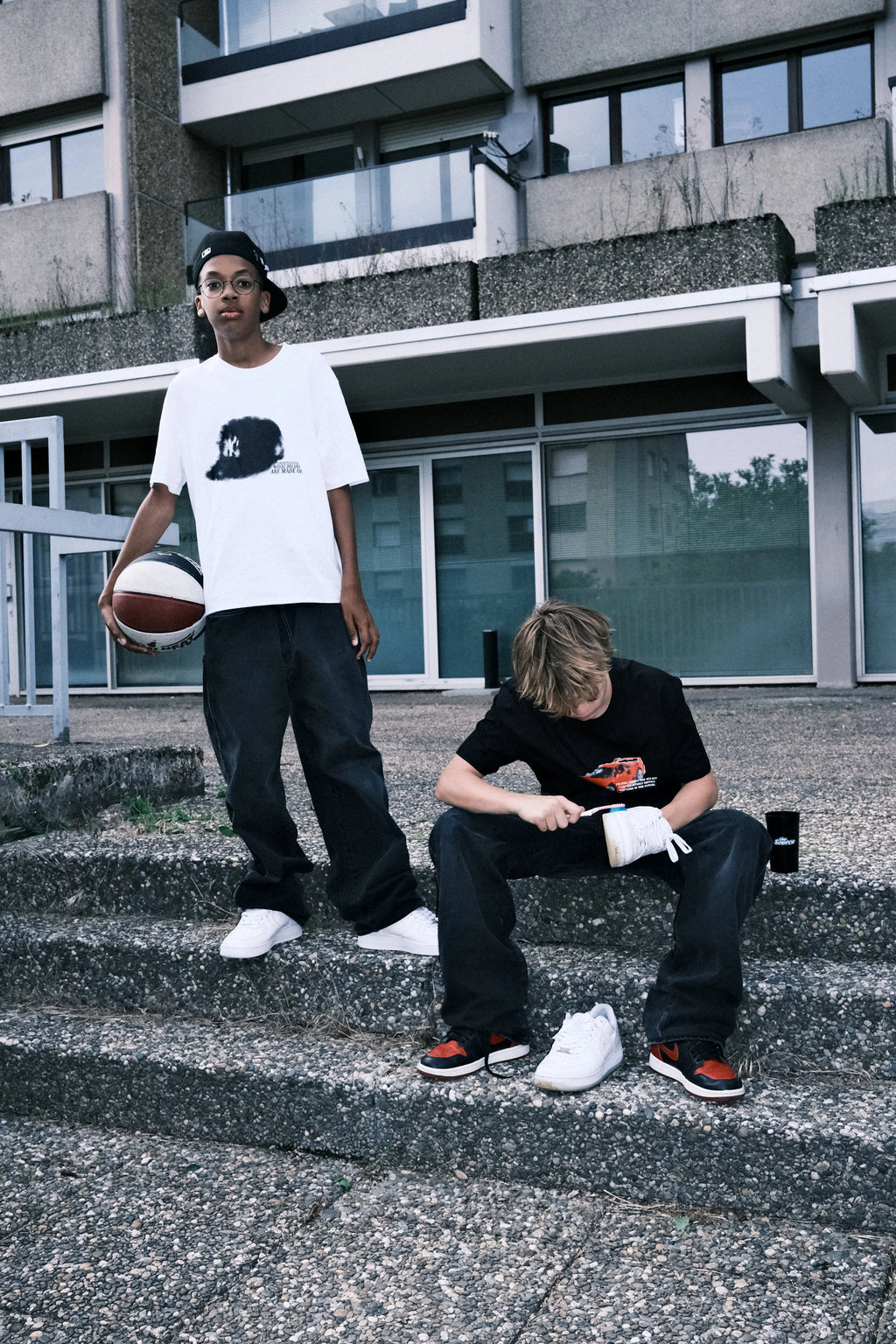 DREAMINGBUSY Painted Yankee Cap T-Shirt White