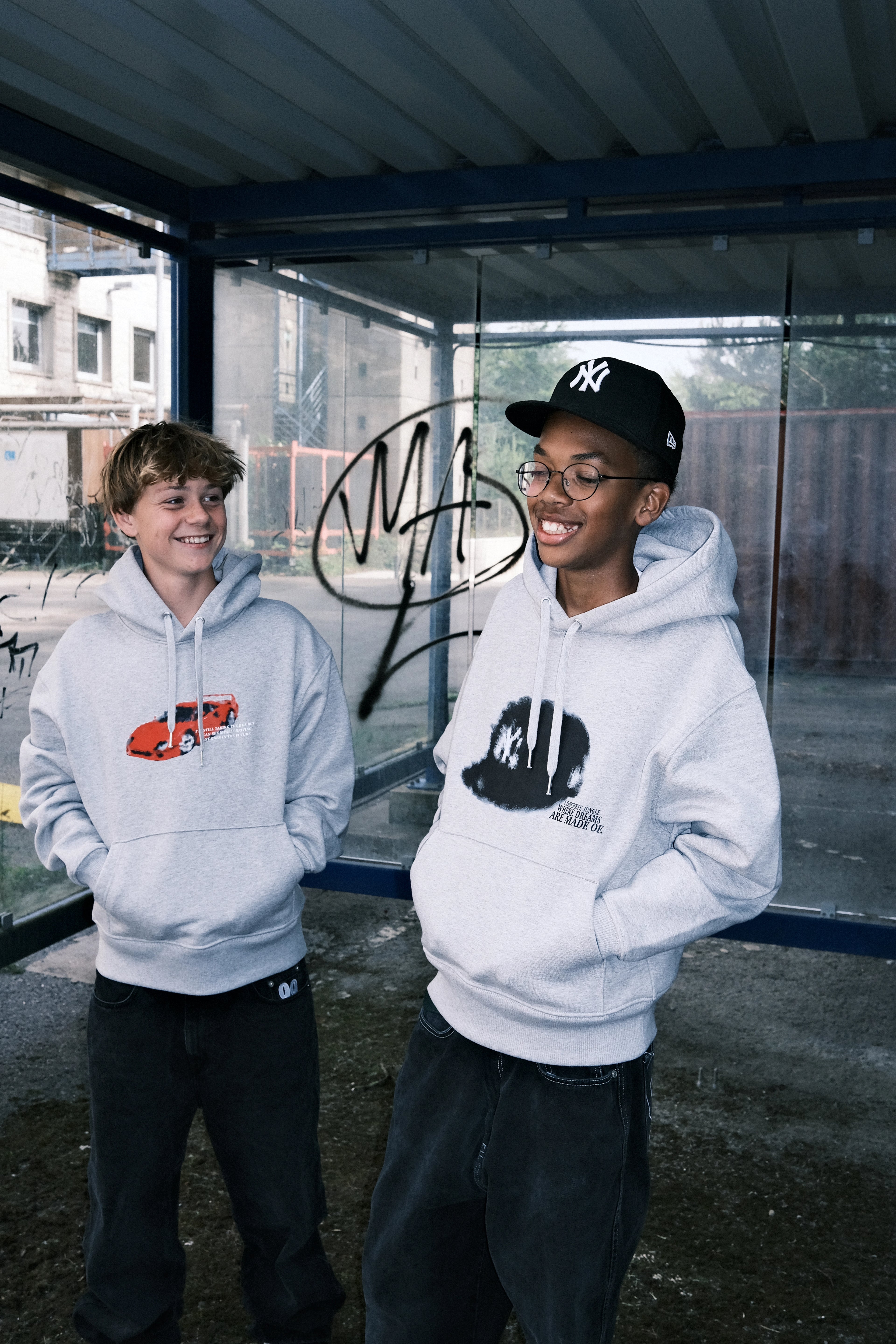 DREAMINGBUSY Painted Fast Car Hoodie Grey