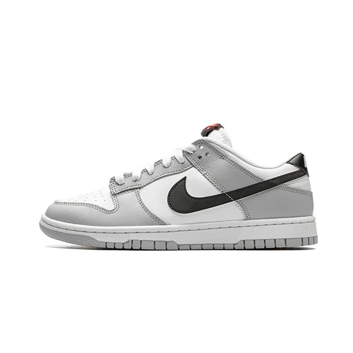 Nike Dunk Low SE Jackpot Grey