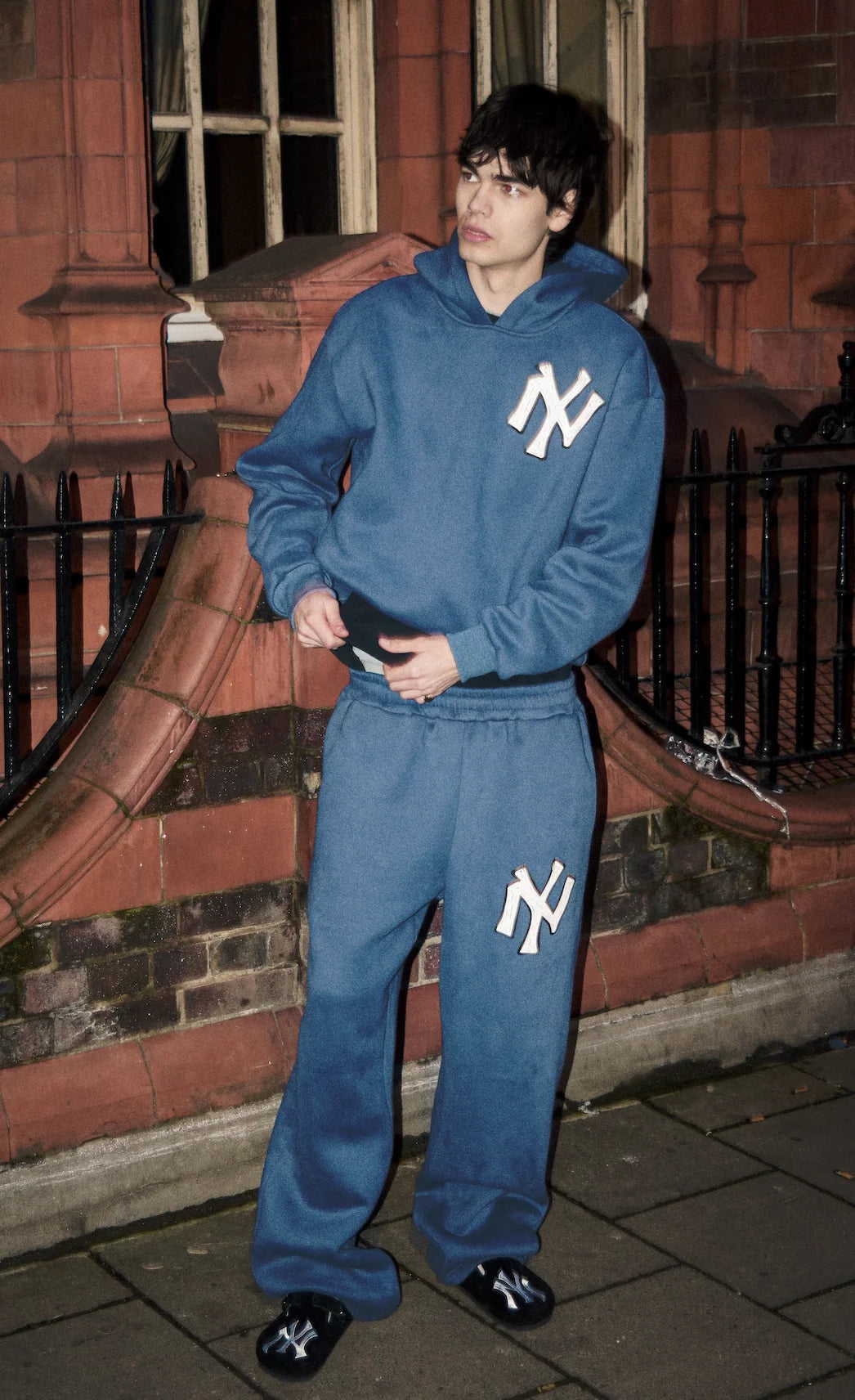 BRONTE NY Hoodie Blue