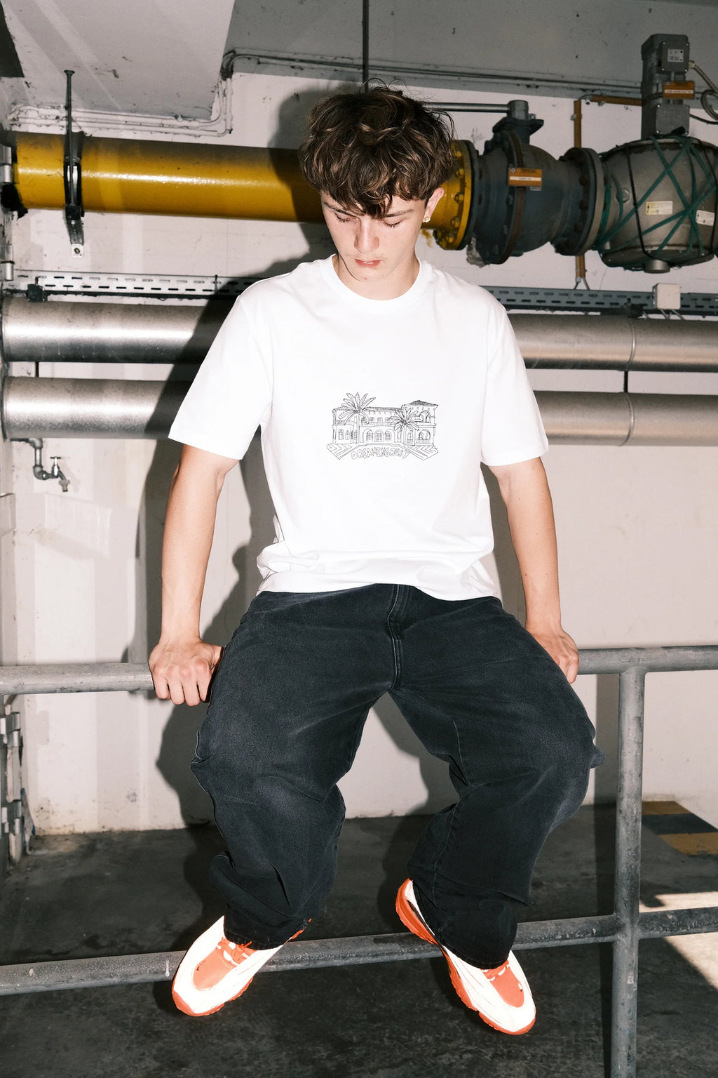 DREAMINGBUSY Dream Mansion Sketch T-Shirt White