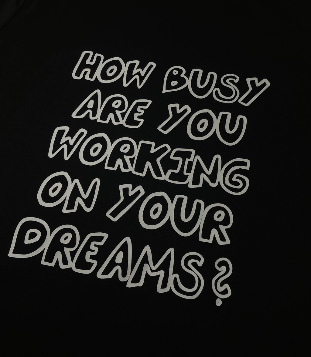 DREAMINGBUSY How Busy Big Sketch T-Shirt Black