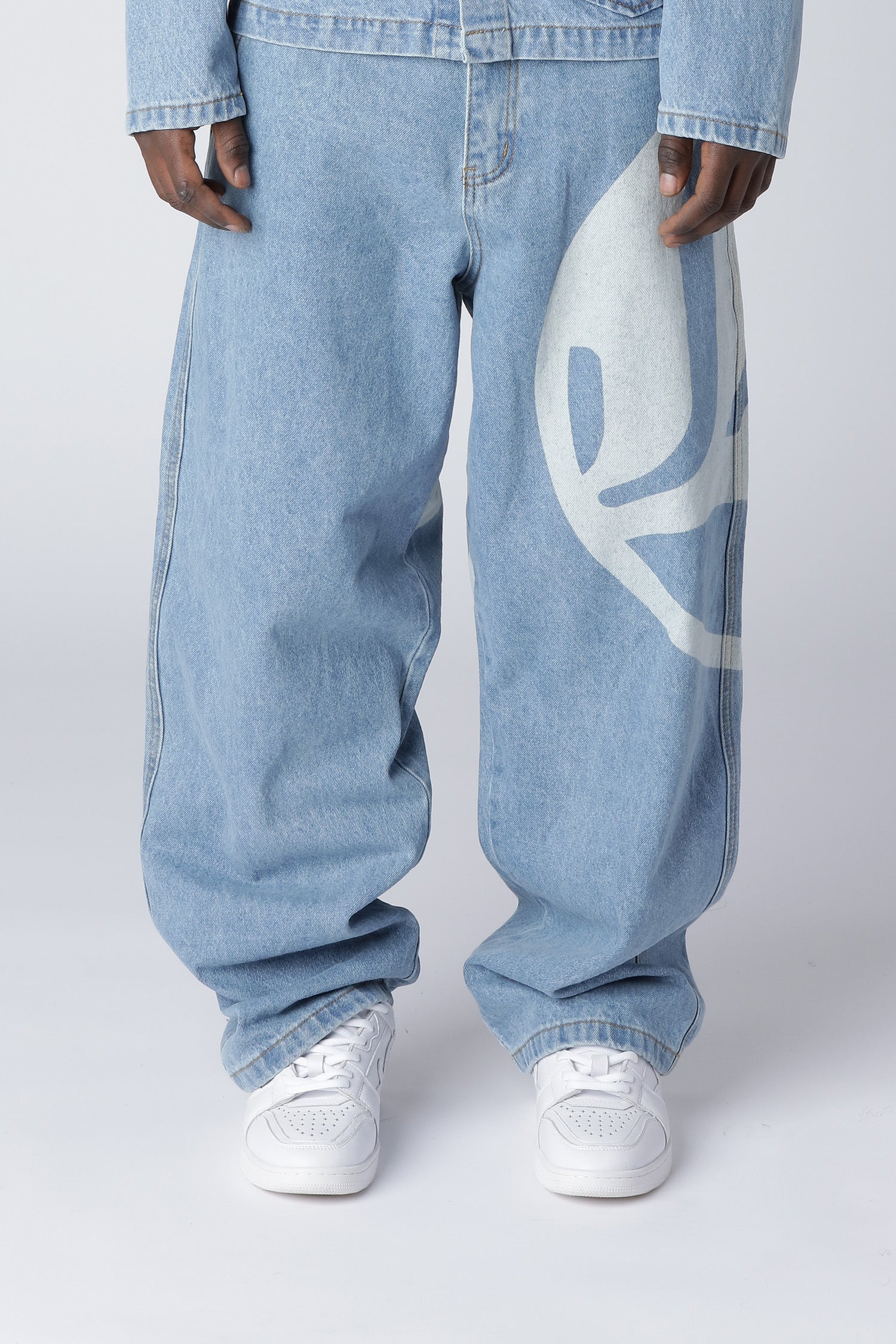 LOST BOYS ARCHIVES Logo Denim Jeans Light Blue