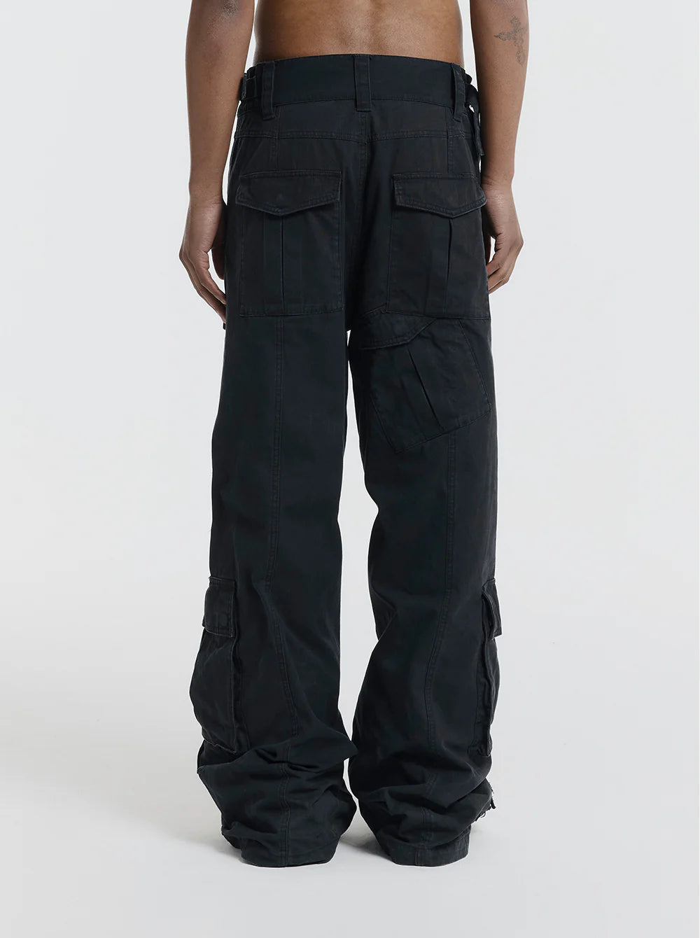 MOONLIGHT MANSION Military Cargopants Black