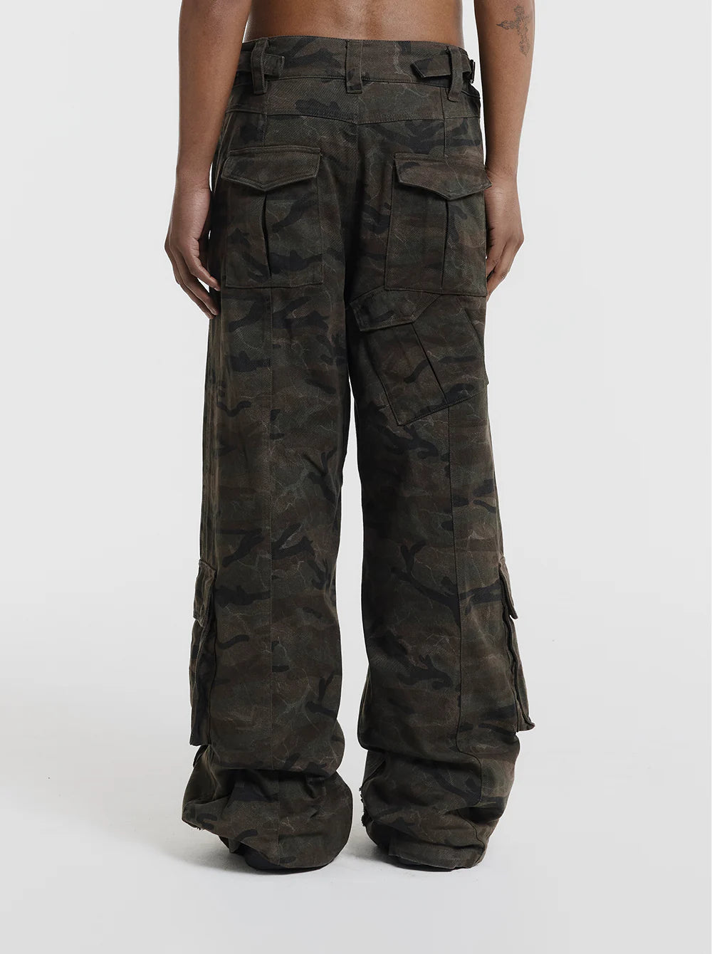 MOONLIGHT MANSION Military Cargopants Camo