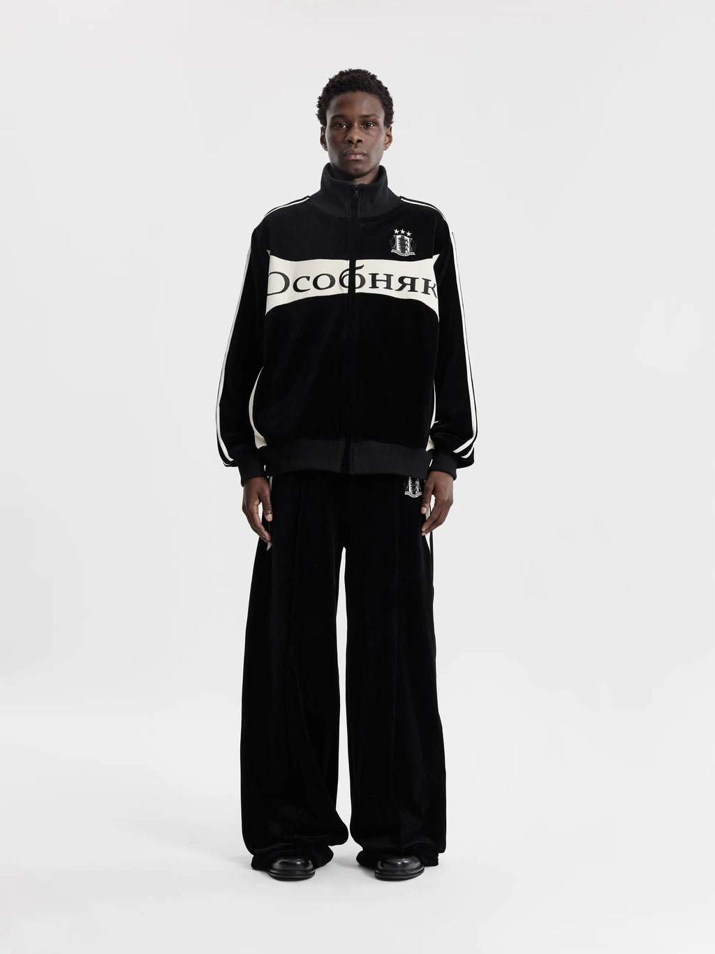 MOONLIGHT MANSION Ocobhrk Velvet Jacket Black