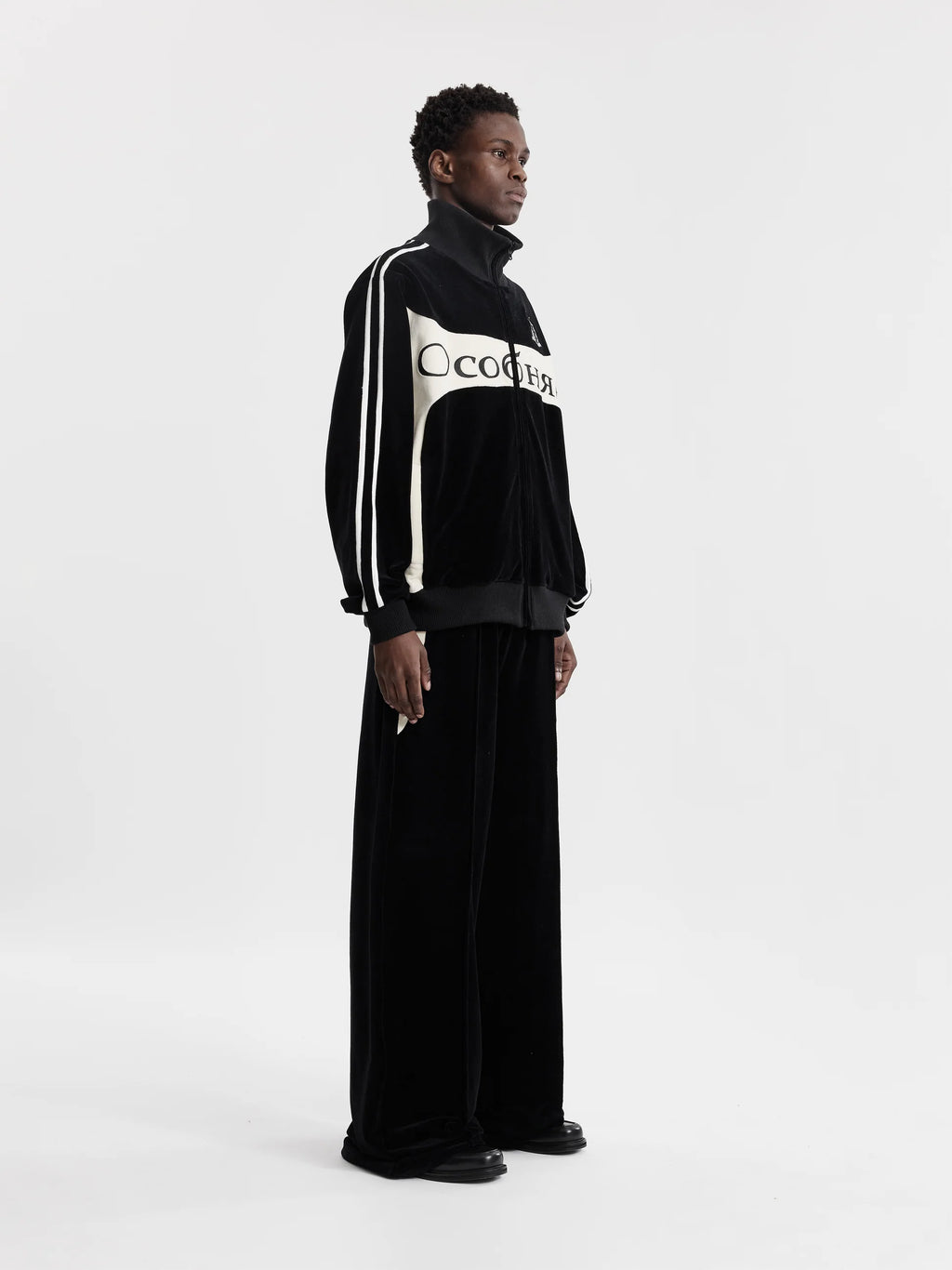 MOONLIGHT MANSION Ocobhrk Velvet Jacket Black