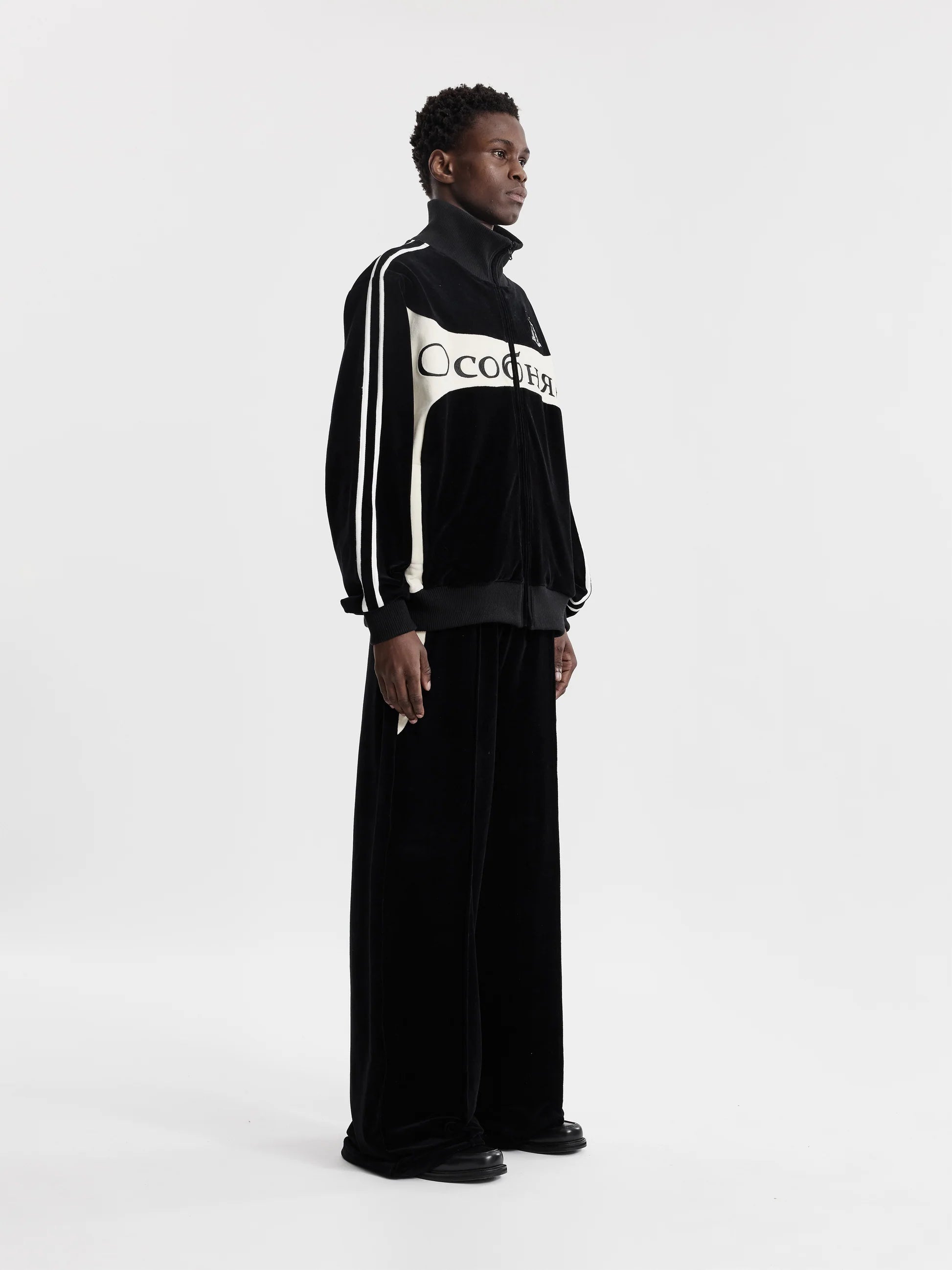 MOONLIGHT MANSION Ocobhrk Velvet Jacket Black