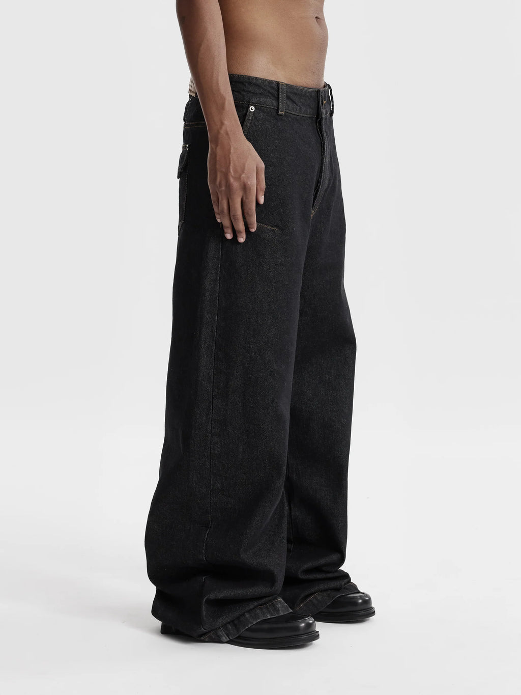 MOONLIGHT MANSION Raw Denim Black