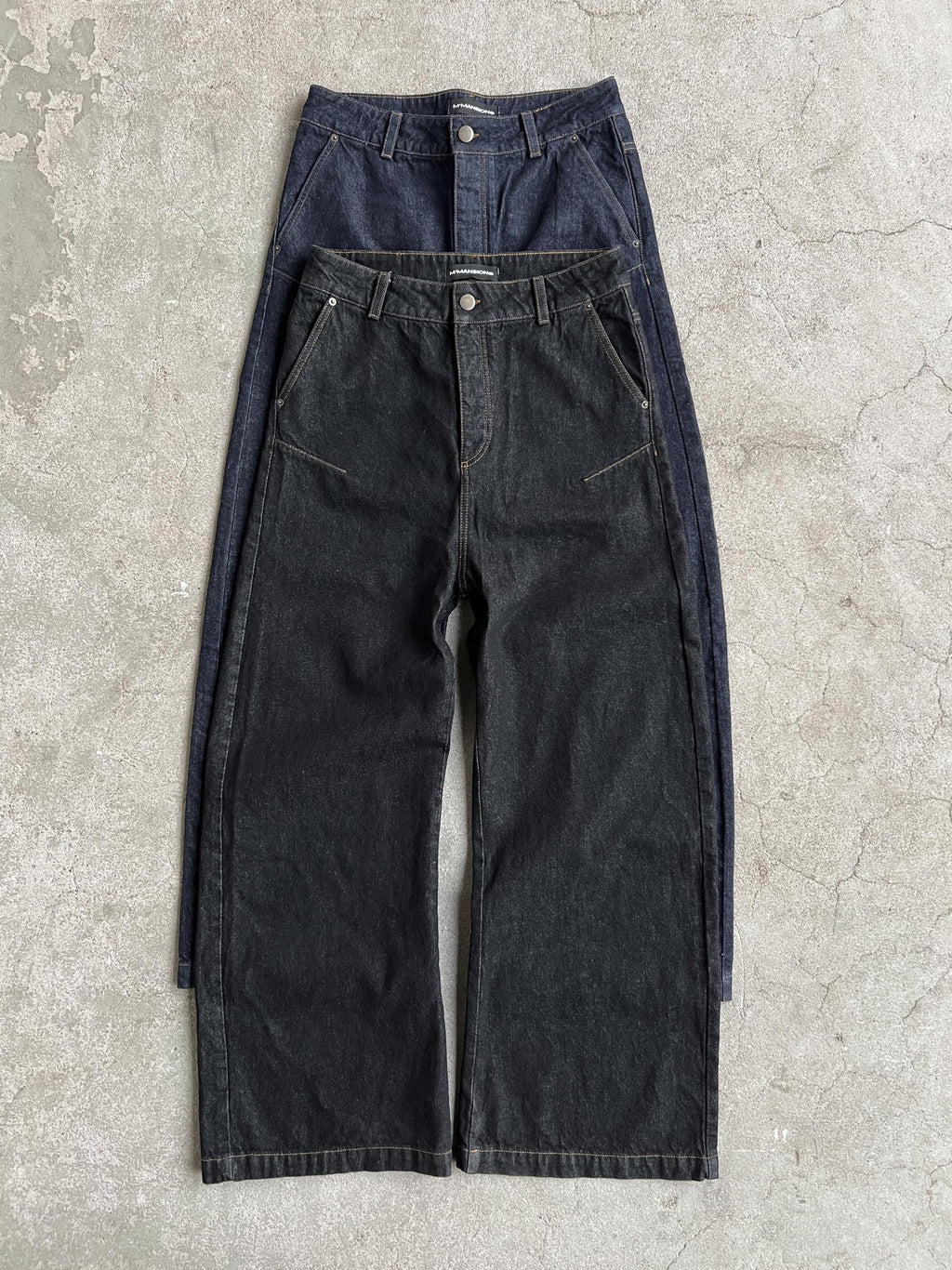 MOONLIGHT MANSION Raw Denim Black