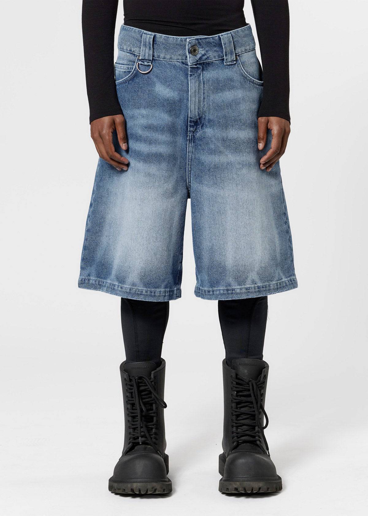 MOONLIGHT MANSION Silhouette Jorts Light Blue