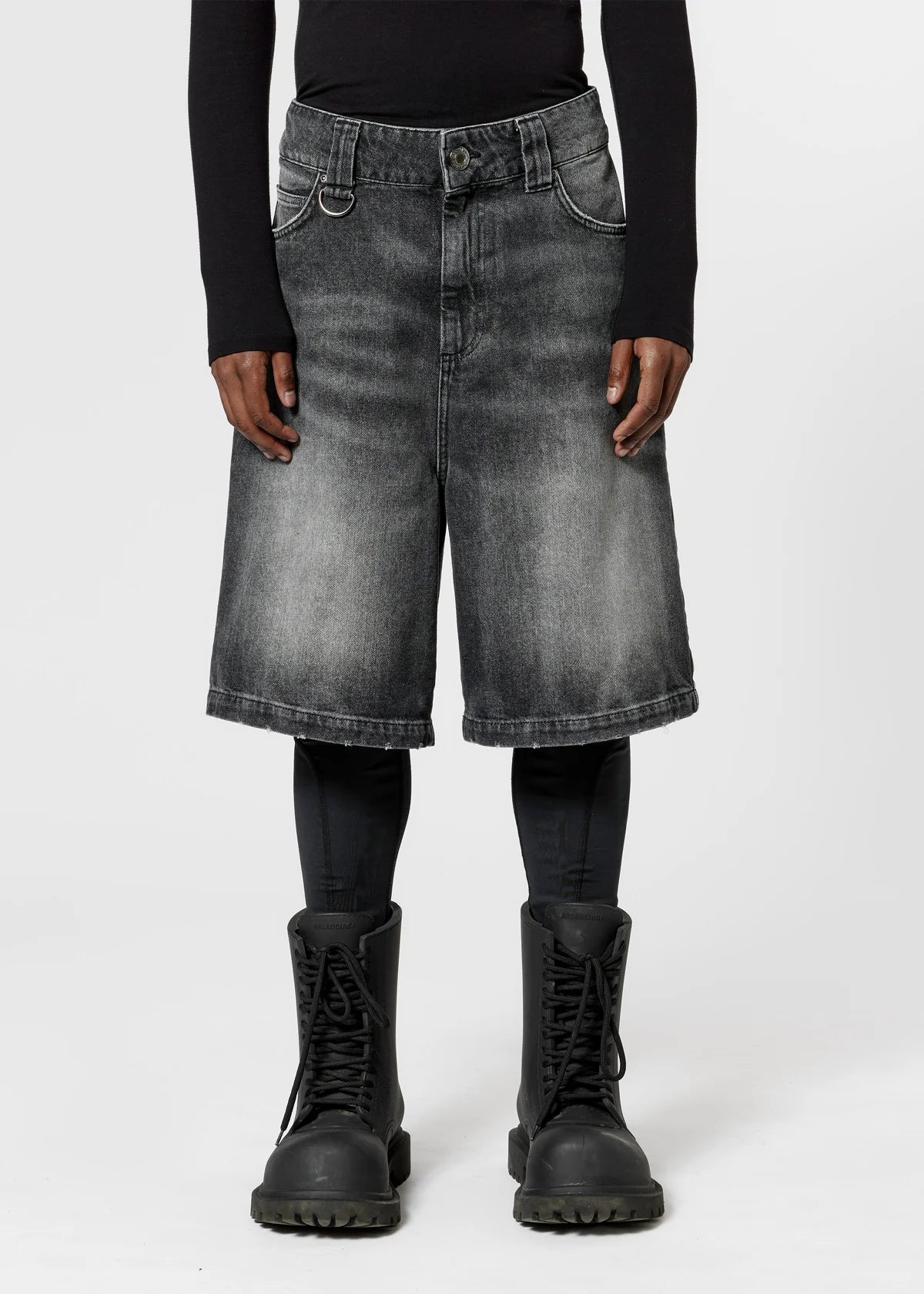 MOONLIGHT MANSION Silhouette Jorts Stone Grey