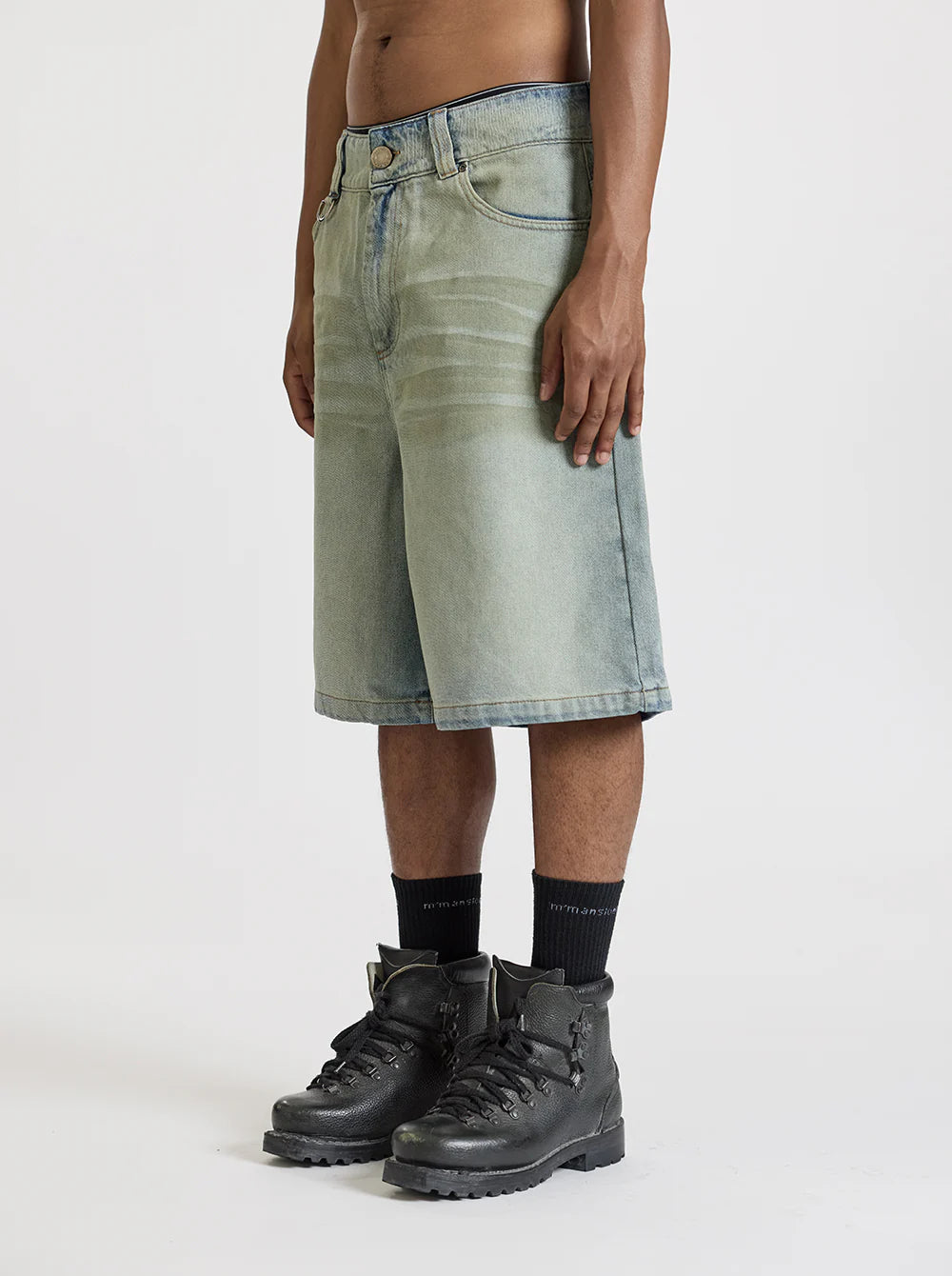 MOONLIGHT MANSION Silhouette Jorts Used Green