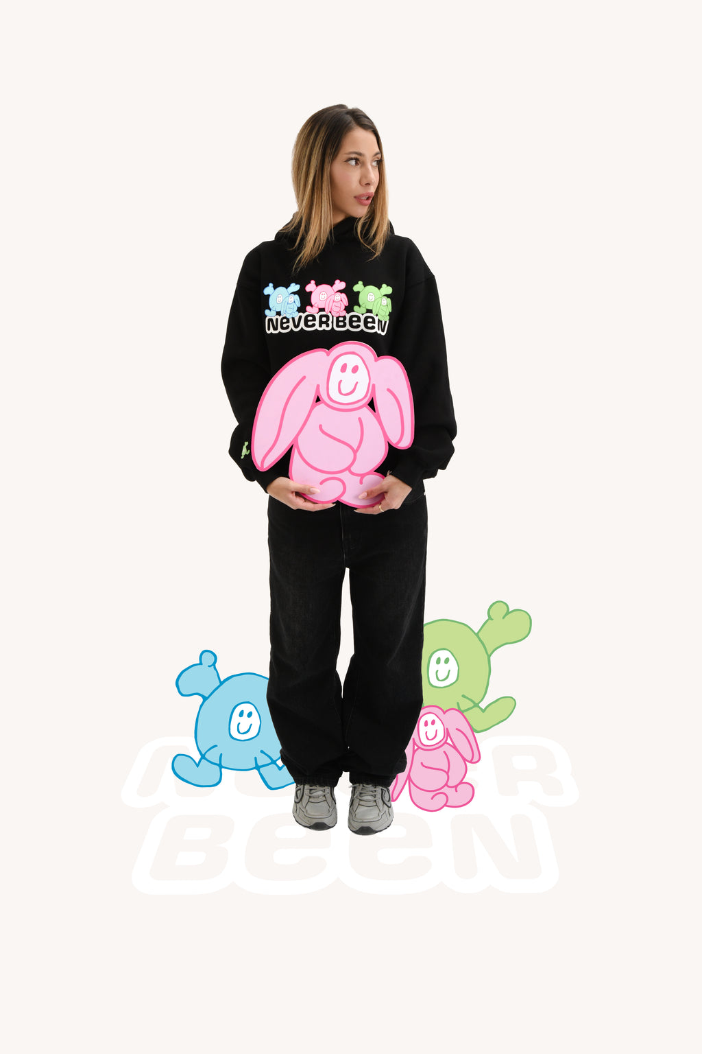NEVER BEEN Bunny Hoodie Black