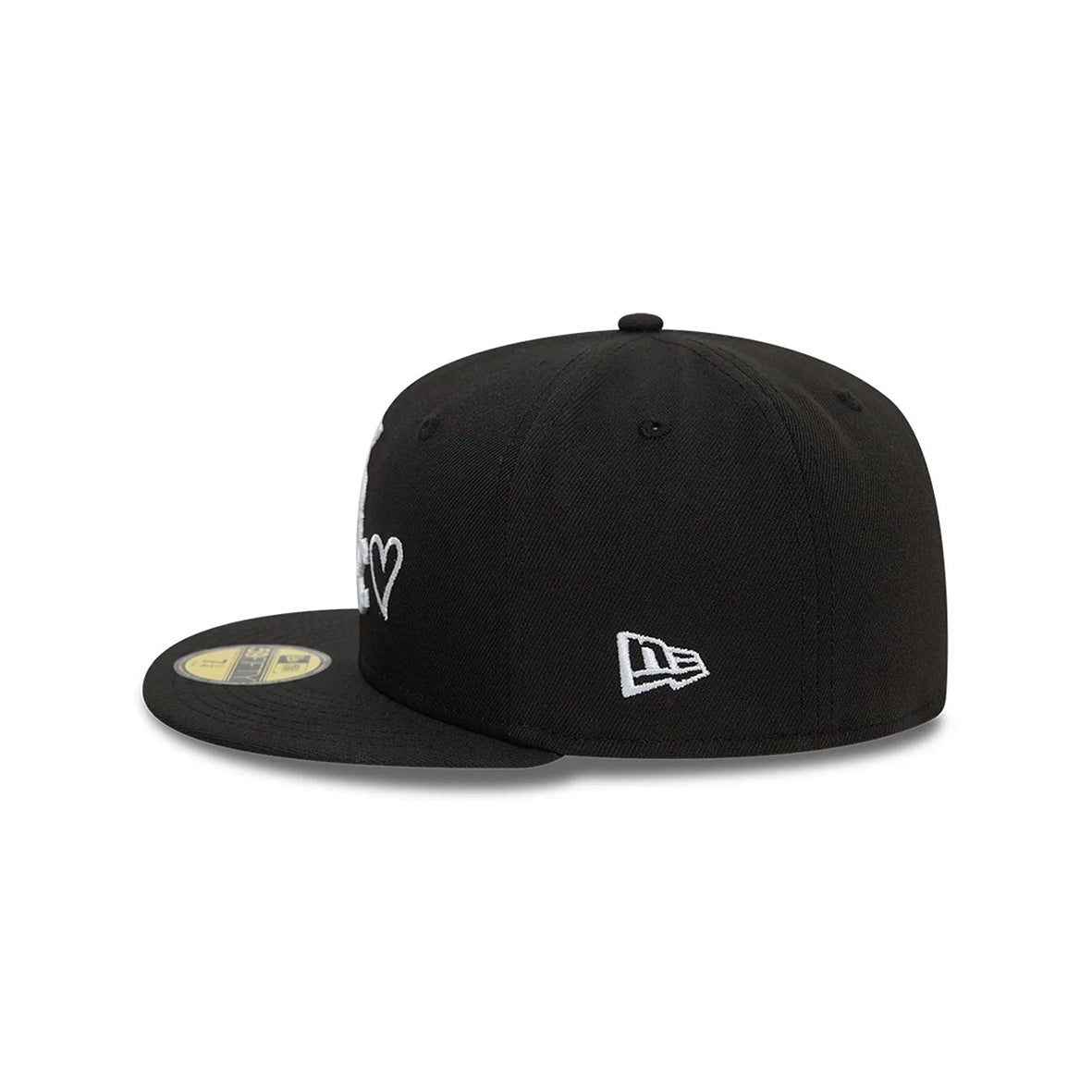 NEW ERA Chicago White Sox Black White Heart Icon 59FIFTY Fitted Cap 60943444