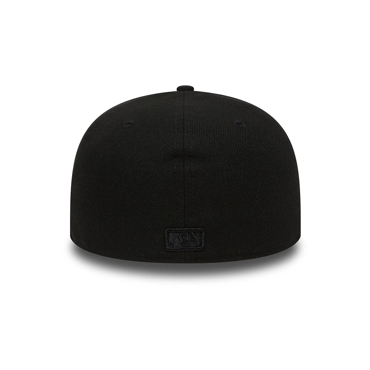 thesource_NEW_ERA_NY_Yankees_Black_on_Black_59FIFTY_Fitted_Cap_10000103_back