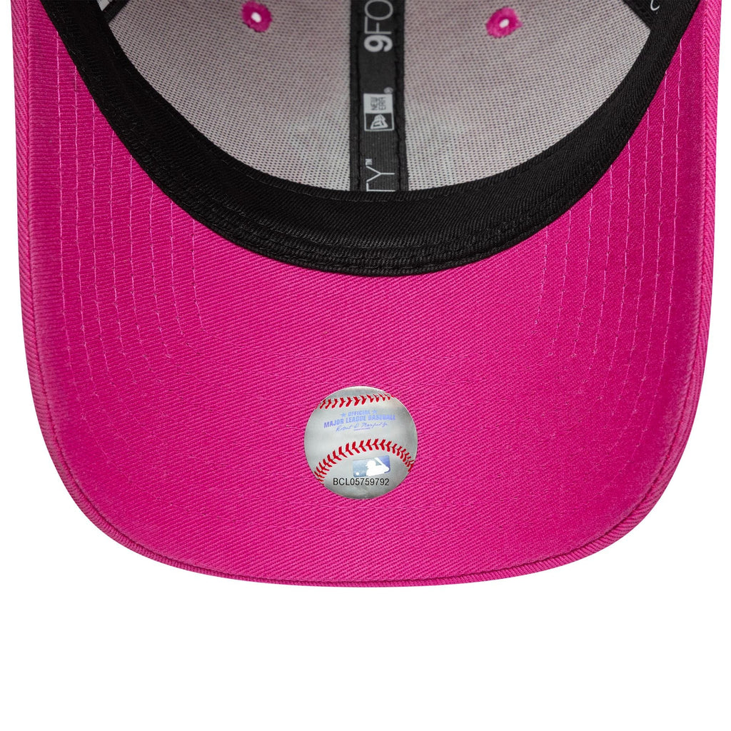 NEW ERA NY Yankees Team Outline 9FORTY Cap Pink 60856268