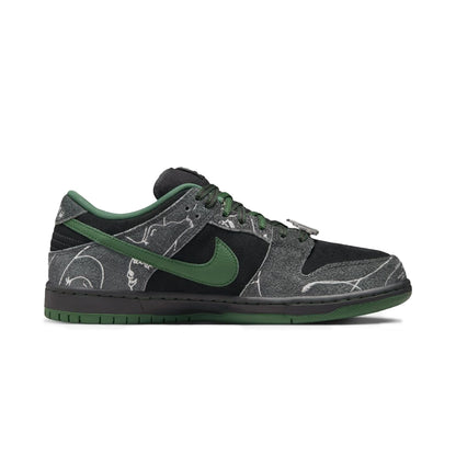 Nike SB Dunk Low There Skateboards