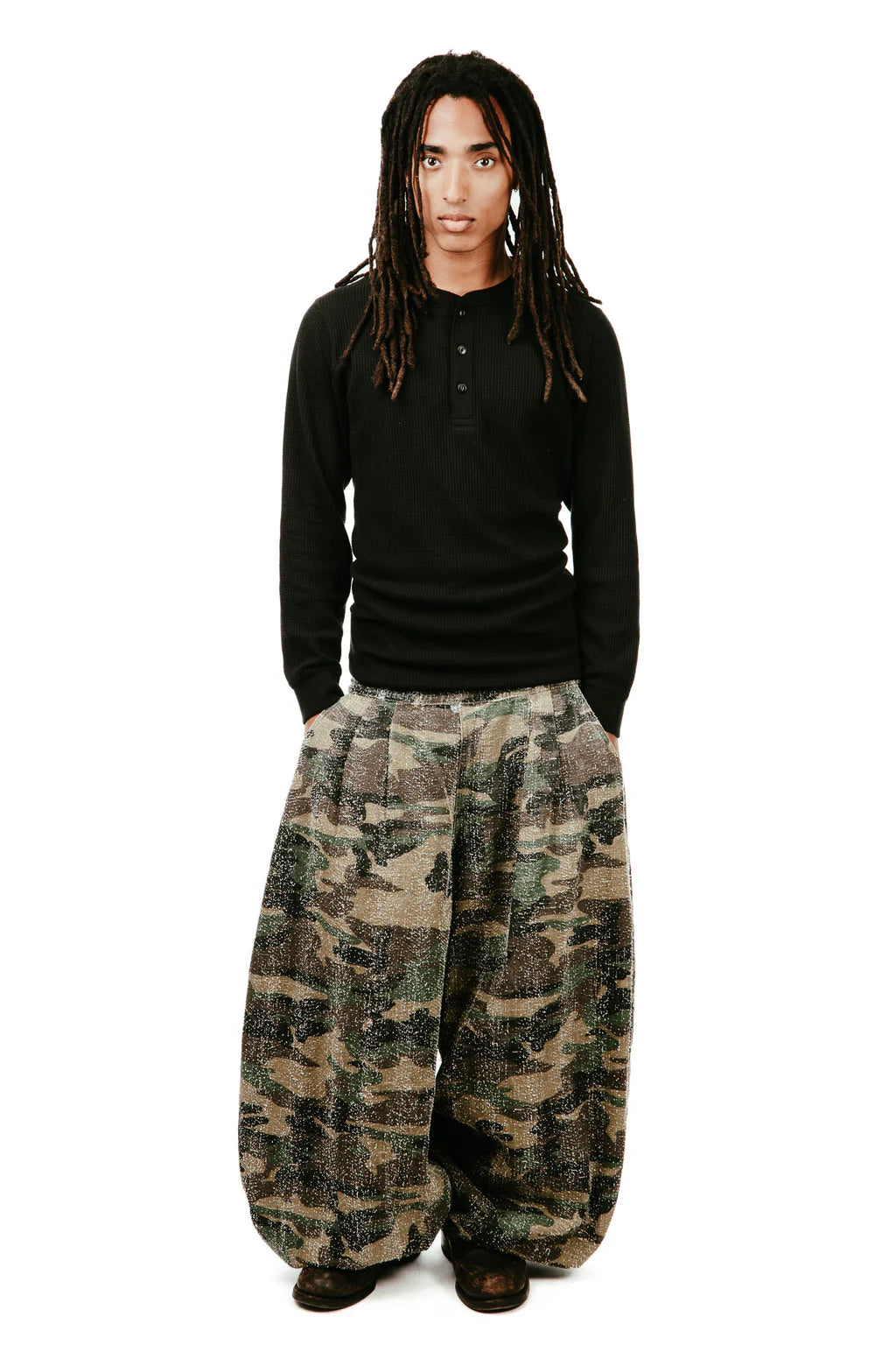 VEREYA Camo Textured Balloon Pants