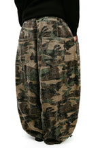 VEREYA Camo Textured Balloon Pants
