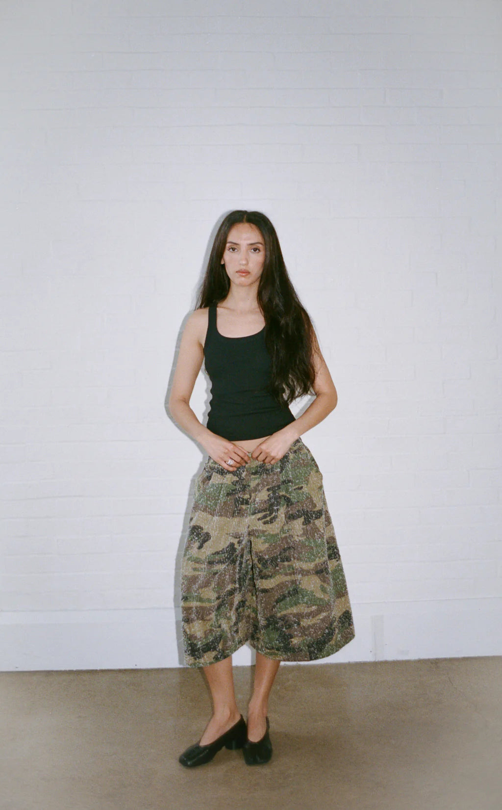 VEREYA Camo Textured Balloon Shorts
