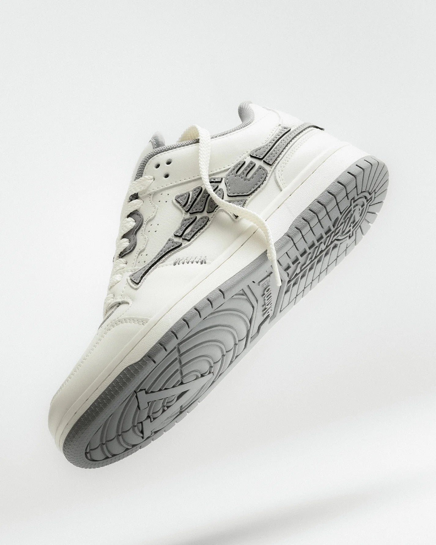 VICINITY Akimbo Lows Iron Gray