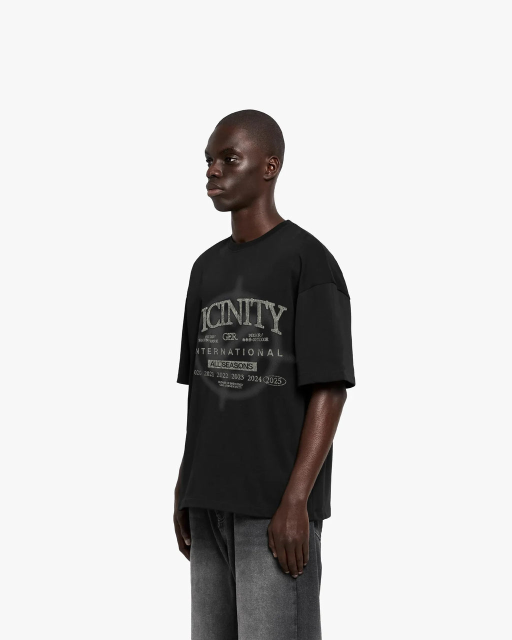 VICINITY All Seasons T-Shirt Black