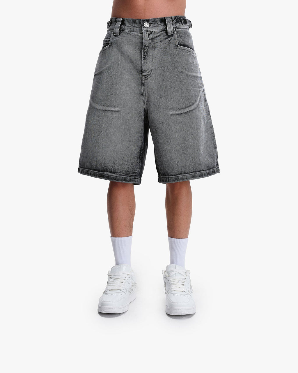 VICINITY Ivory Denim Jorts