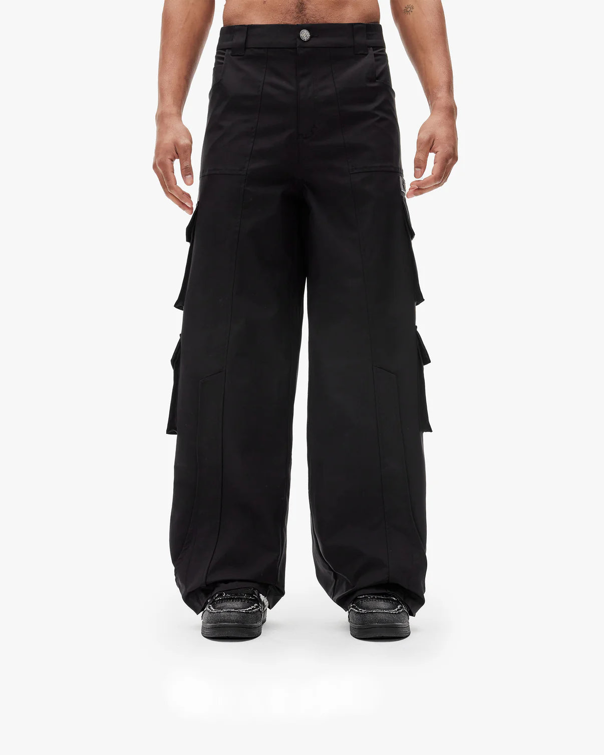 VICINITY Trail Cargo Black