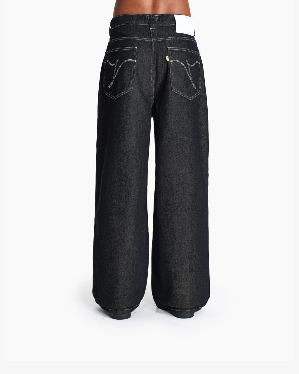 VICINITY Volume Denim Raw Black