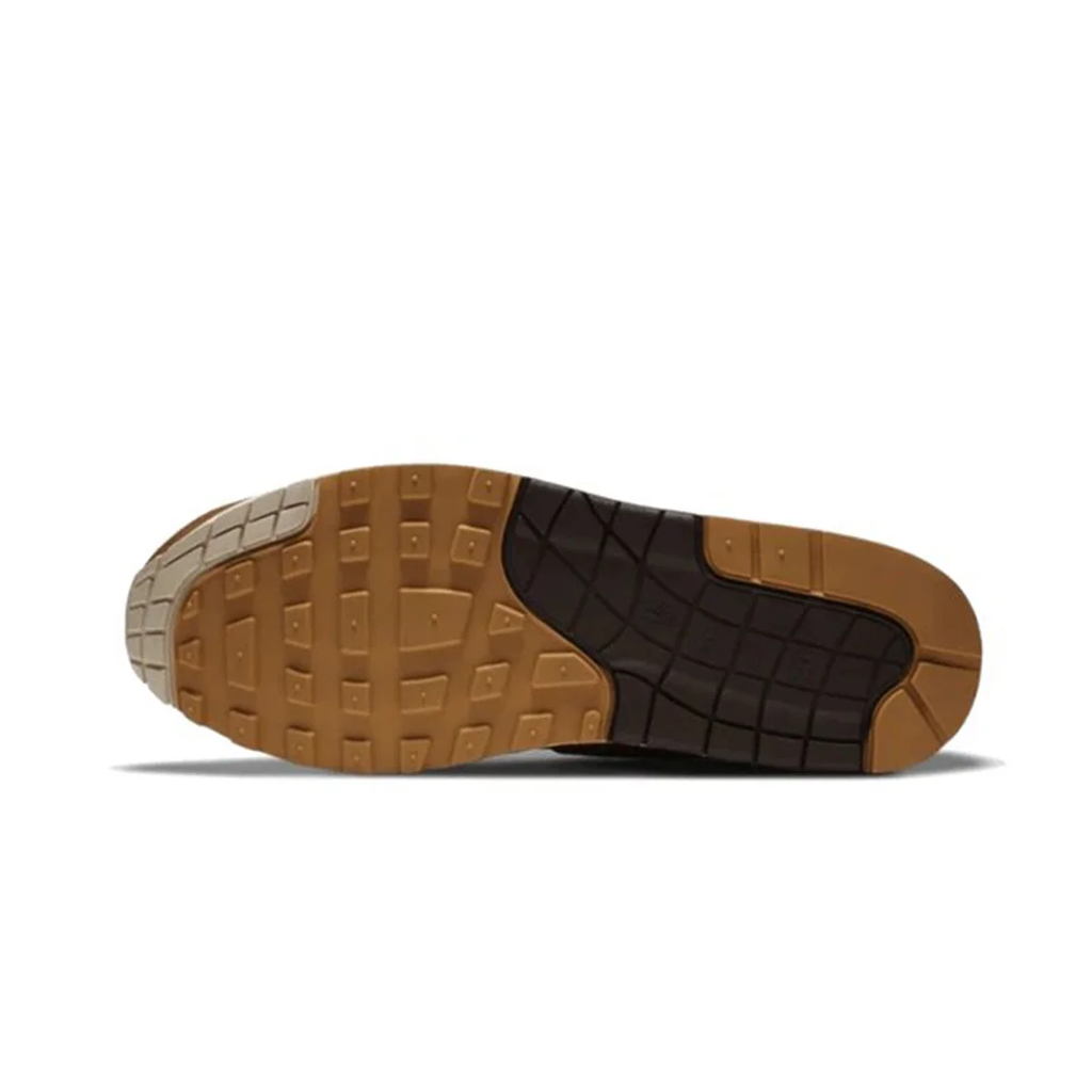 Nike Air Max SNKRS Day Brown